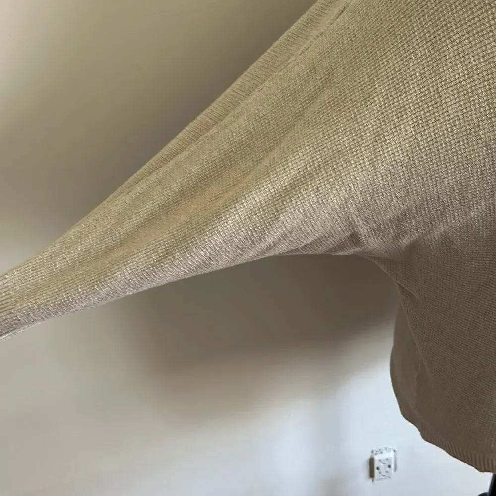 T Tahari sweater